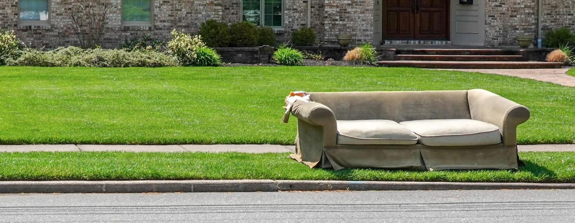 Junk or Haul crew at work